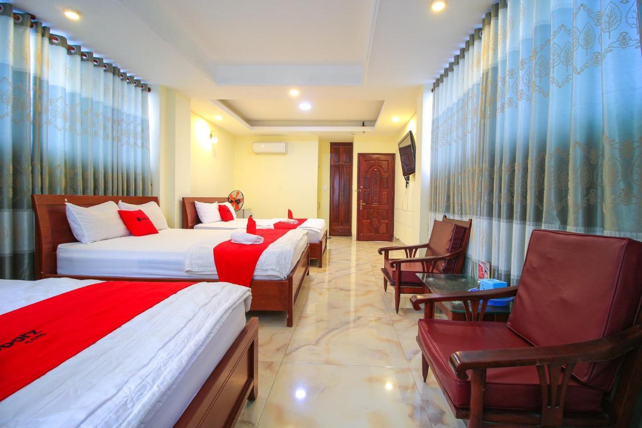 Reddoorz Plus @ Dong Den Street Hotel Ho Si Minh-város Kültér fotó